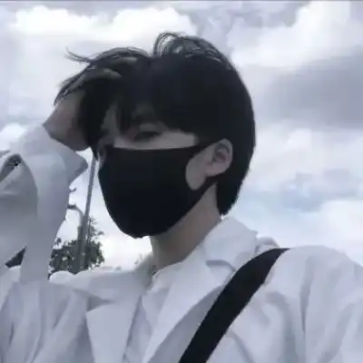 穆霜橙